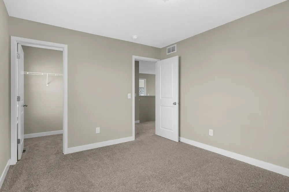 6180 Martin Avenue NE Albertville, MN 55301