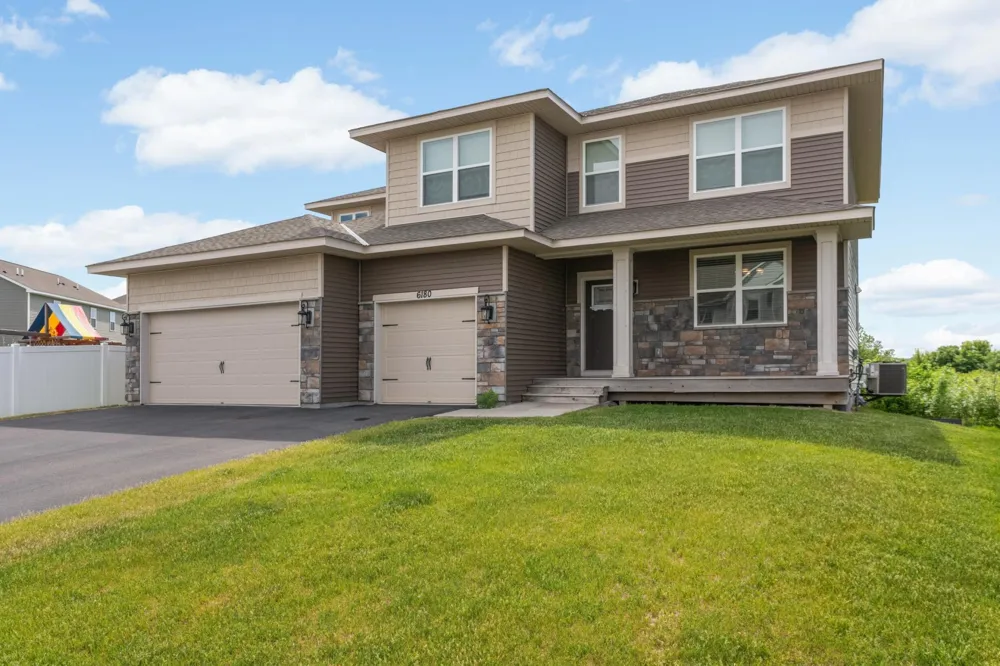 6180 Martin Avenue NE Albertville, MN 55301