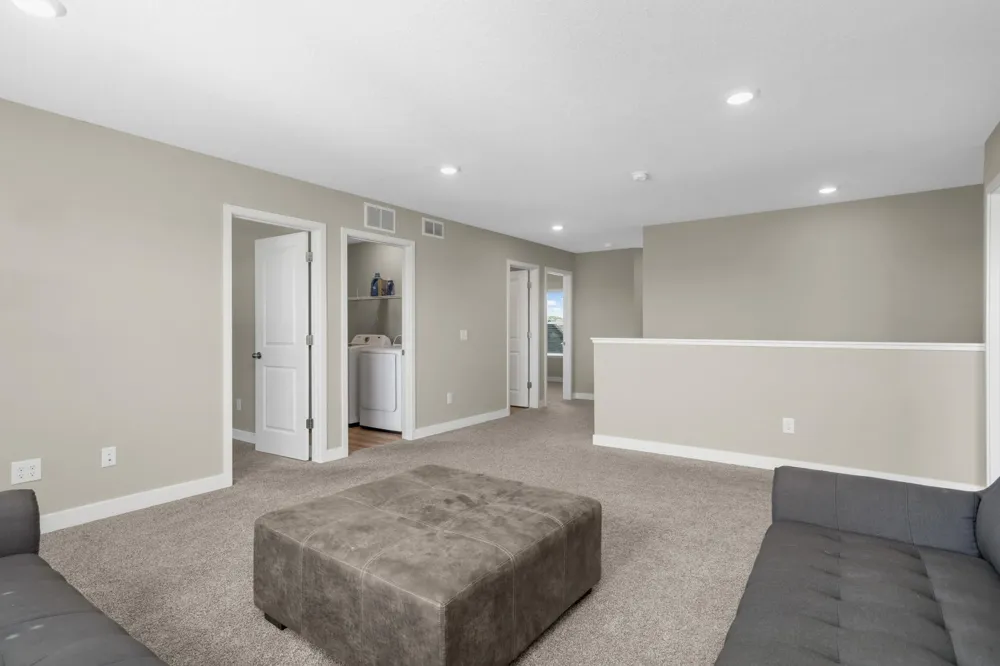 6180 Martin Avenue NE Albertville, MN 55301