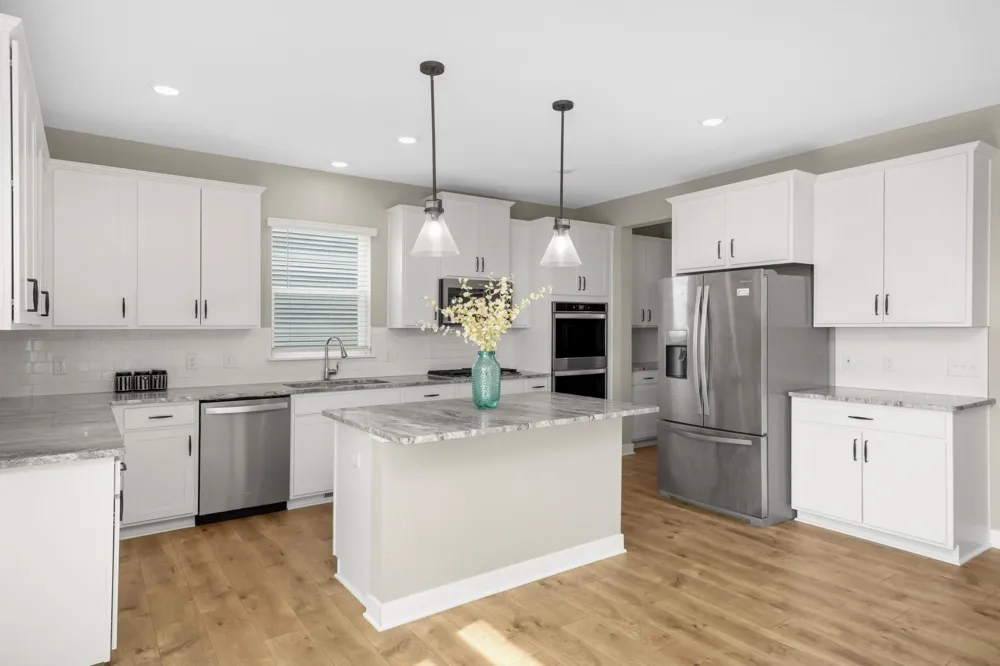 6180 Martin Avenue NE Albertville, MN 55301