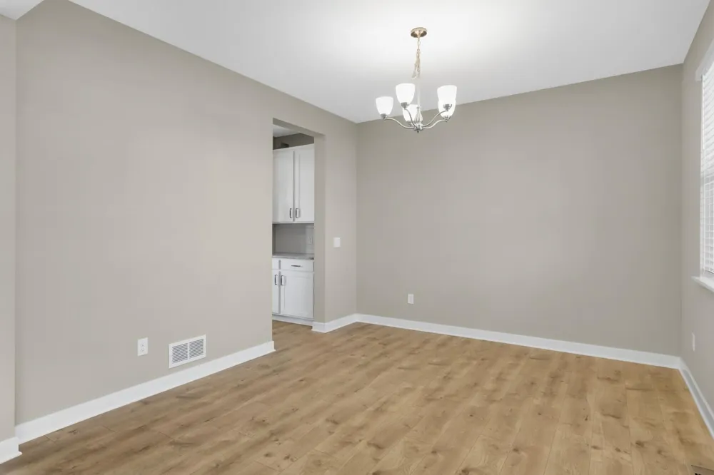 6180 Martin Avenue NE Albertville, MN 55301