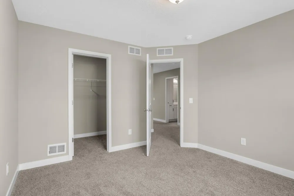 6180 Martin Avenue NE Albertville, MN 55301
