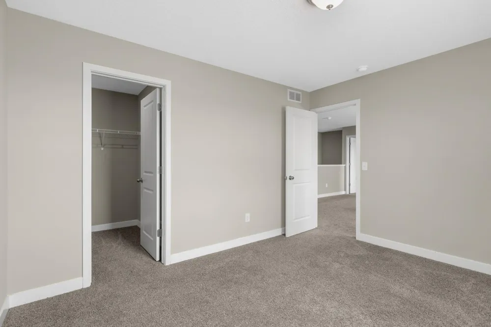 6180 Martin Avenue NE Albertville, MN 55301