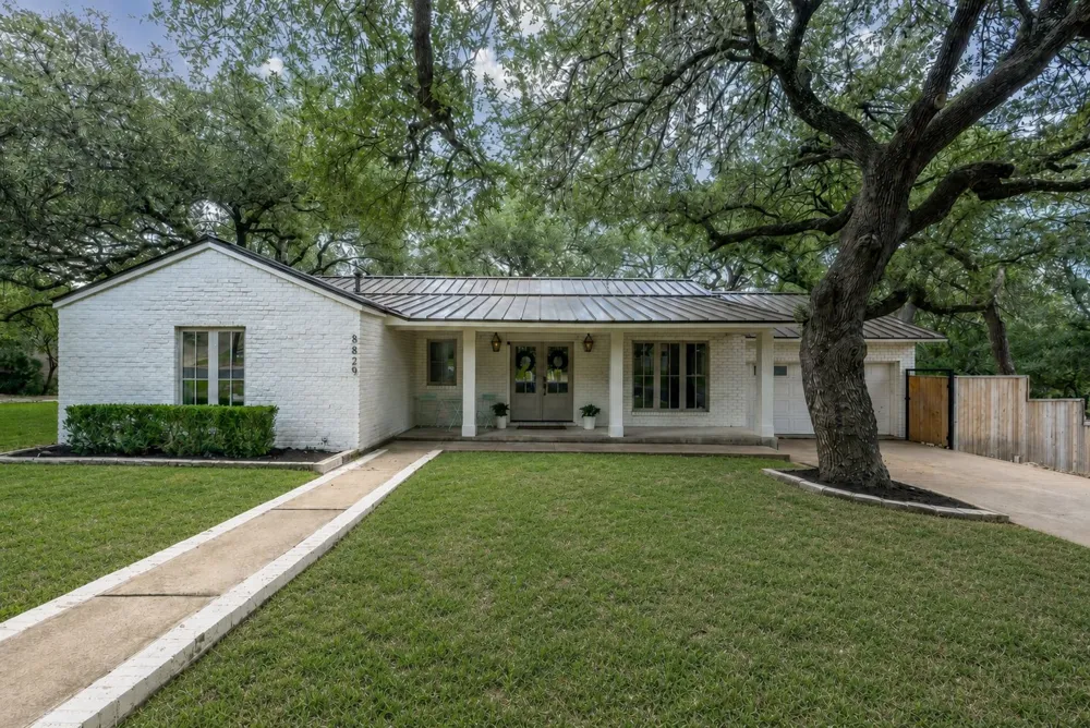 8829 Silverarrow Circle