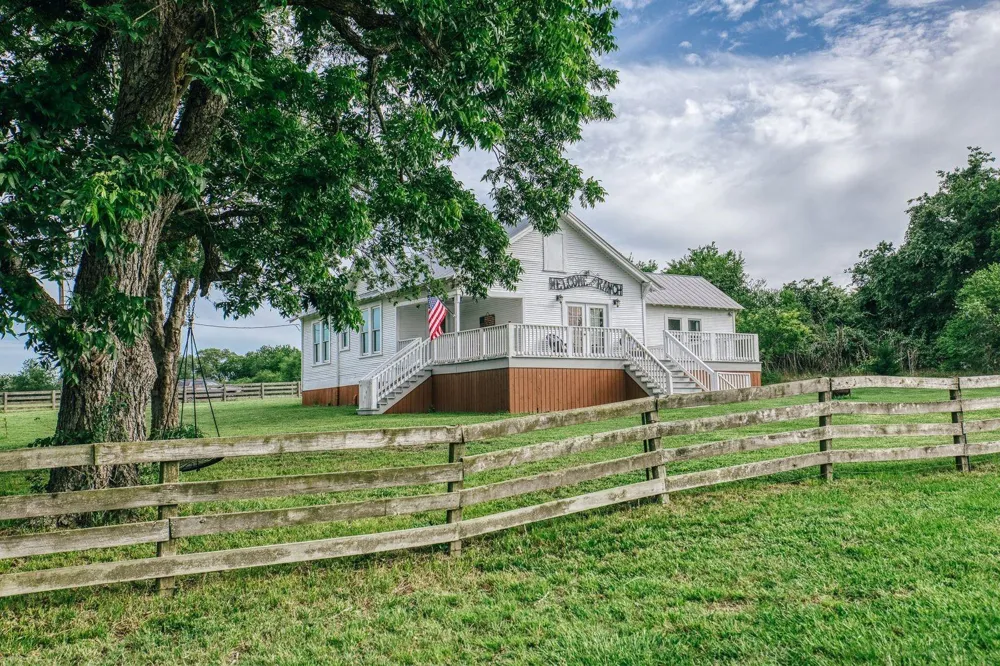 19576 Pickens Road Washington, TX 77880