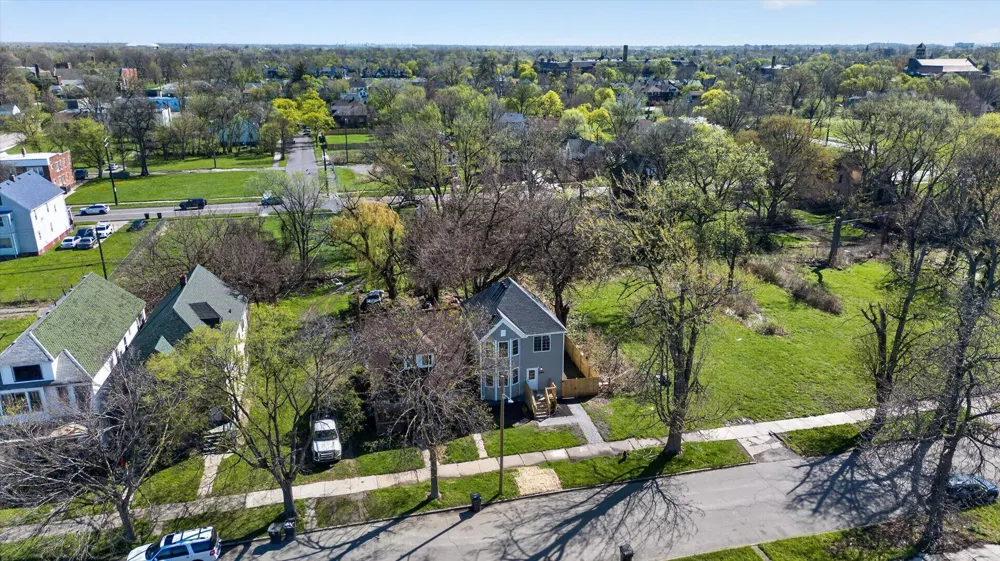 4486 Seyburn Street Detroit, MI 48214