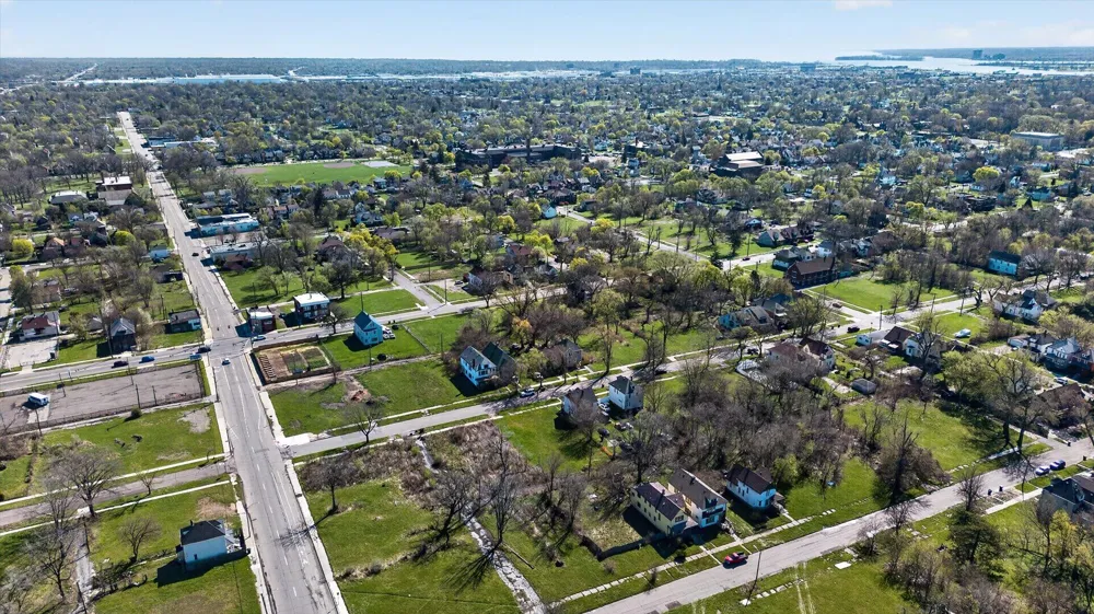 4486 Seyburn Street Detroit, MI 48214