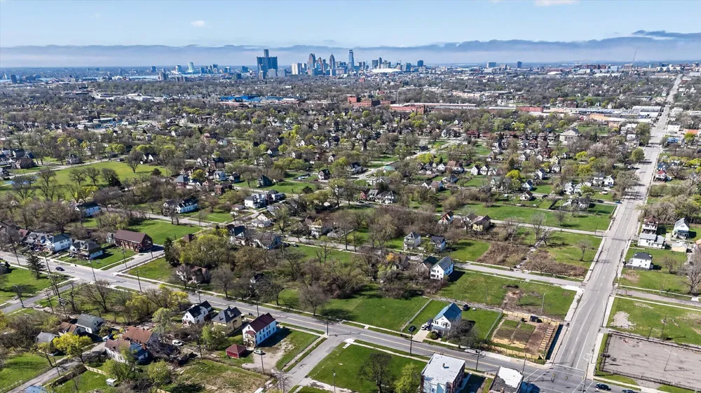 4486 Seyburn Street Detroit, MI 48214