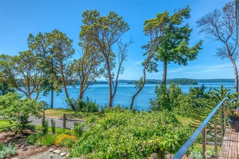 5686 Deer Harbor Road