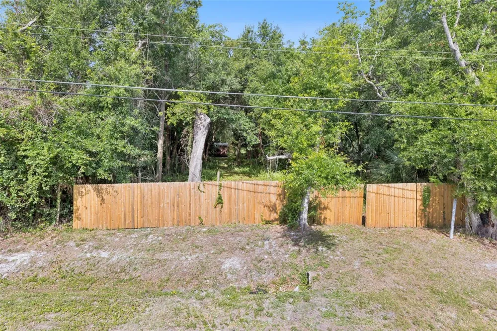 1318 COLETTA DRIVE Orlando, FL 32807