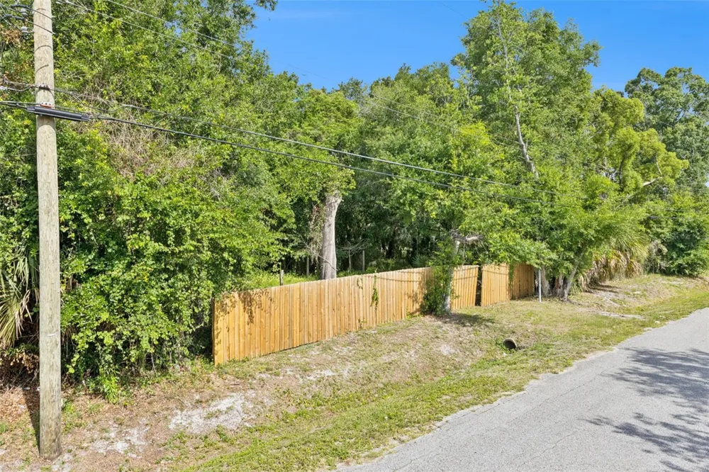 1318 COLETTA DRIVE Orlando, FL 32807