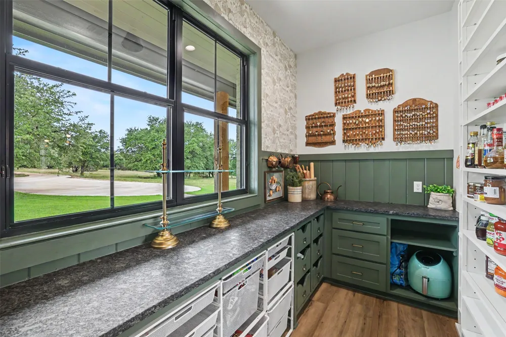 7670 Shiny Top Ranch Lane Salado, TX 76571