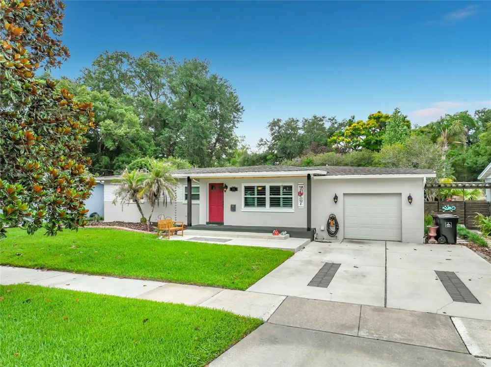 2806 VINE STREET Orlando, FL 32806