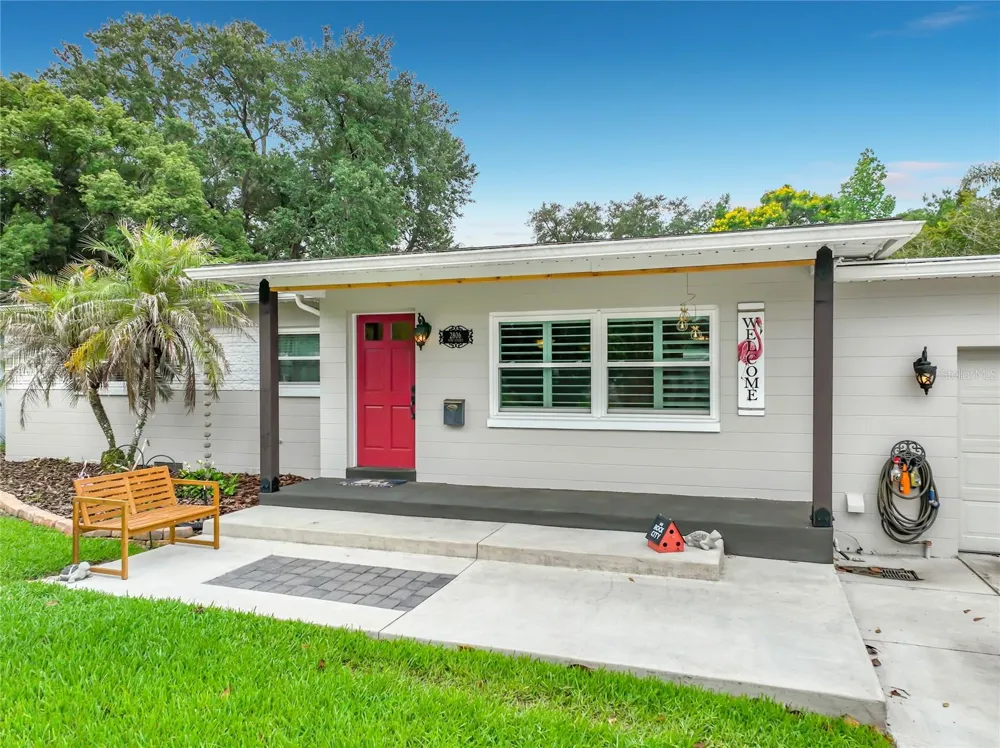 2806 VINE STREET Orlando, FL 32806