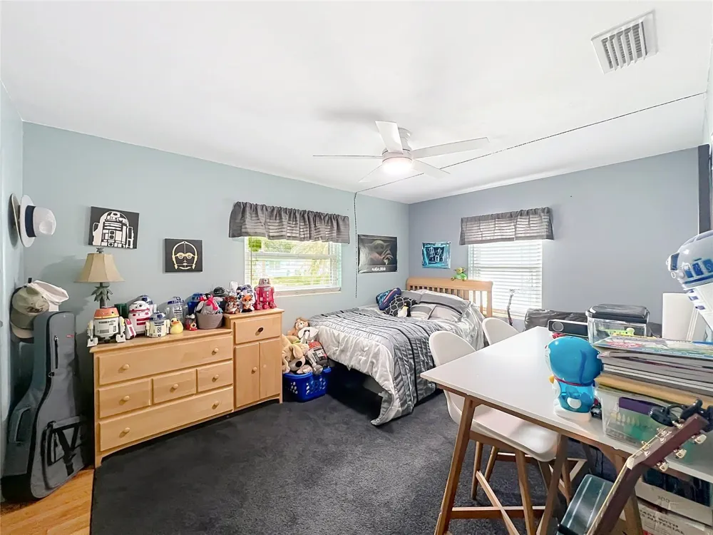 2806 VINE STREET Orlando, FL 32806