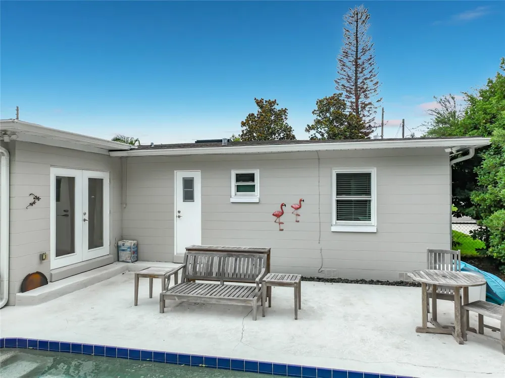 2806 VINE STREET Orlando, FL 32806