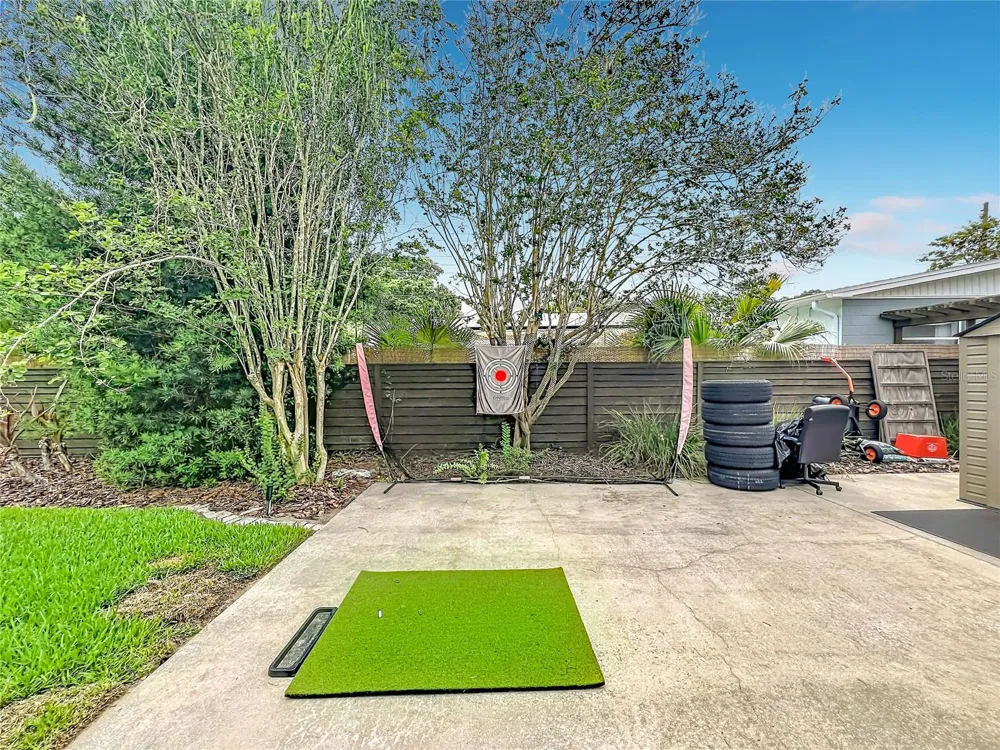 2806 VINE STREET Orlando, FL 32806