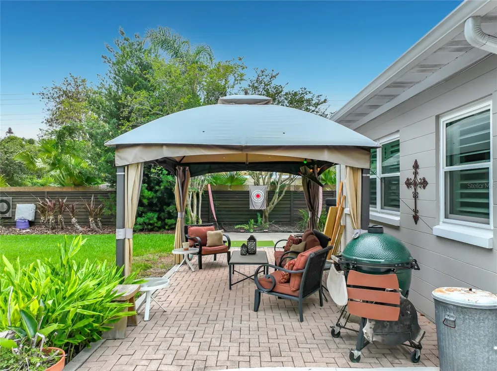 2806 VINE STREET Orlando, FL 32806