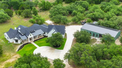 7670 Shiny Top Ranch Lane