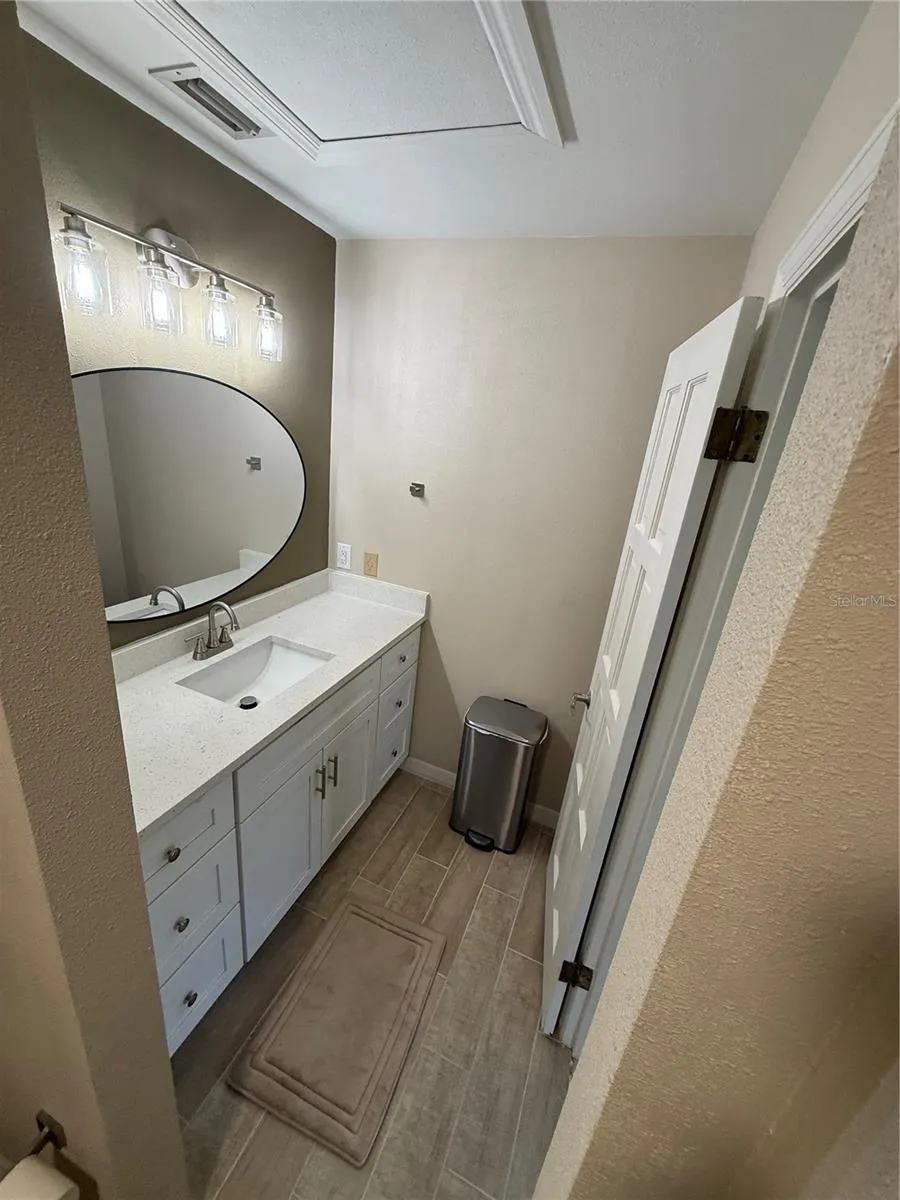 305 WHITE OAK DRIVE Altamonte Springs, FL 32701