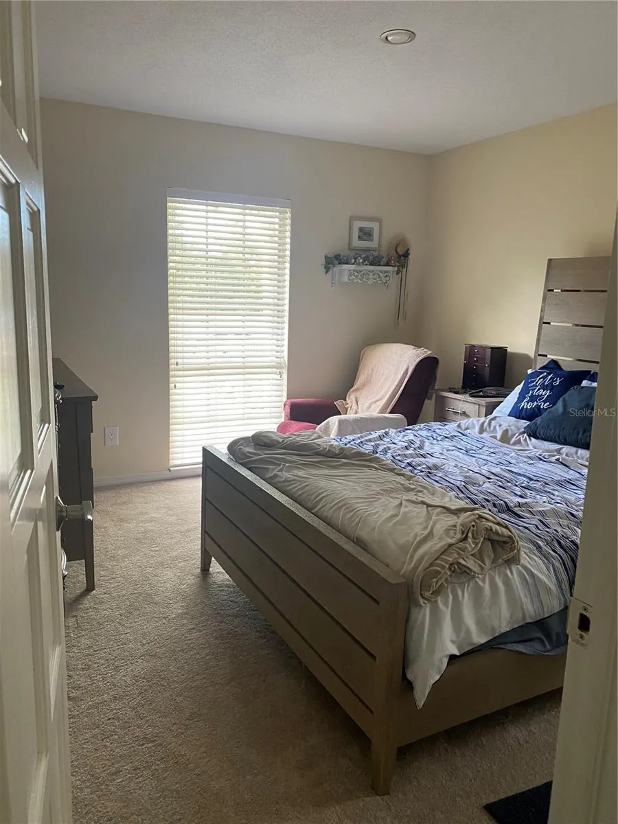 305 WHITE OAK DRIVE Altamonte Springs, FL 32701