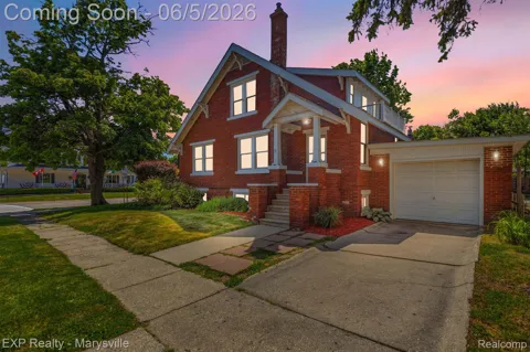 504 Clinton