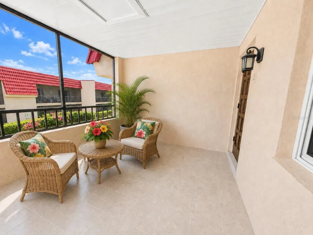 211 RUBENS DRIVE #E Nokomis, FL 34275