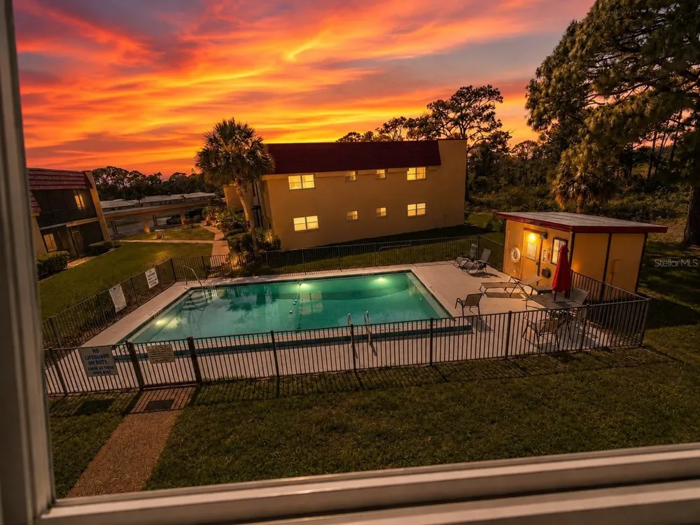 211 RUBENS DRIVE #E Nokomis, FL 34275