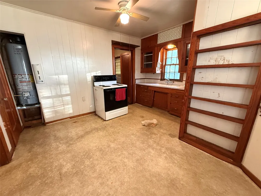 1130 S Buffalo Street Canton, TX 75103