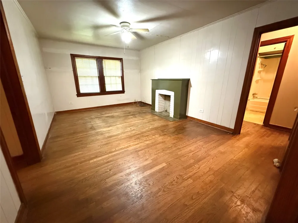 1130 S Buffalo Street Canton, TX 75103