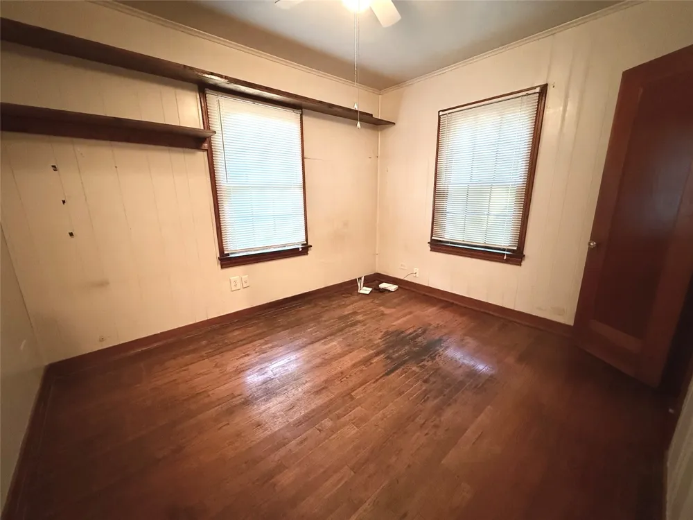 1130 S Buffalo Street Canton, TX 75103