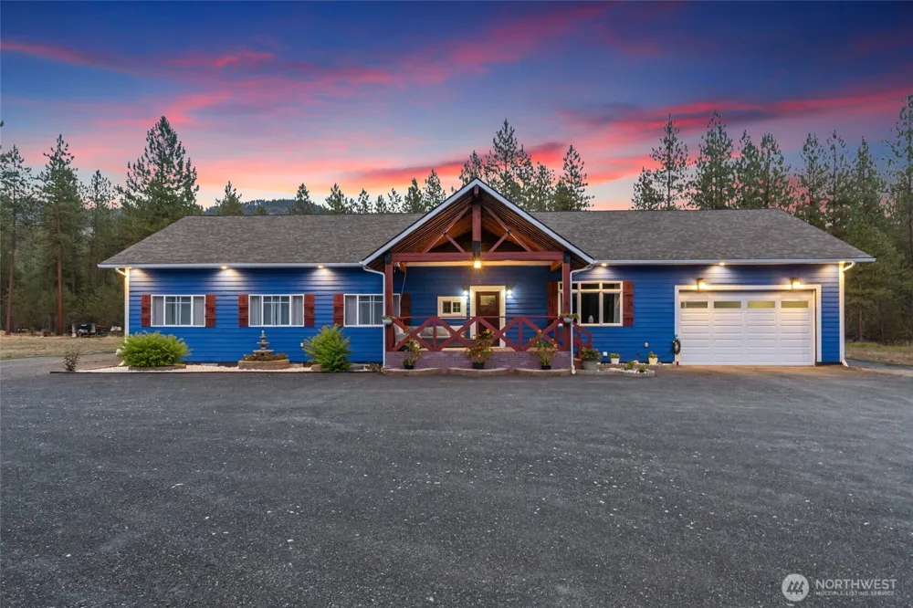 1196 Sunrise Way Evans, WA 99126