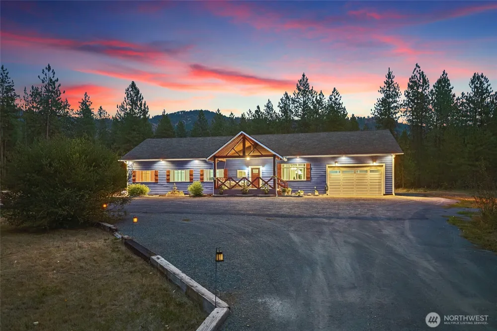 1196 Sunrise Way Evans, WA 99126