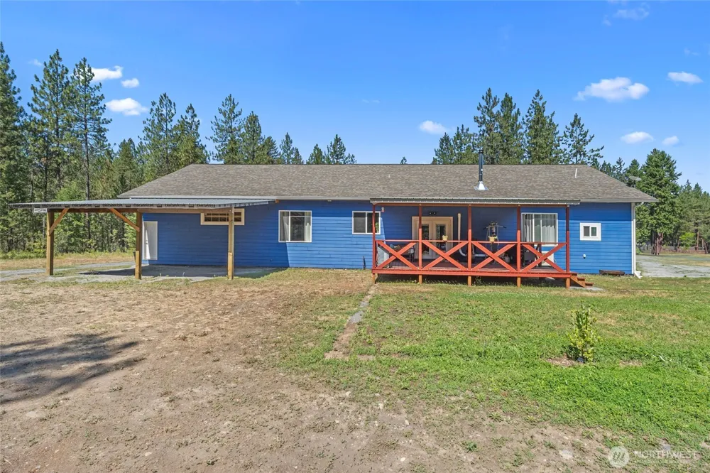 1196 Sunrise Way Evans, WA 99126