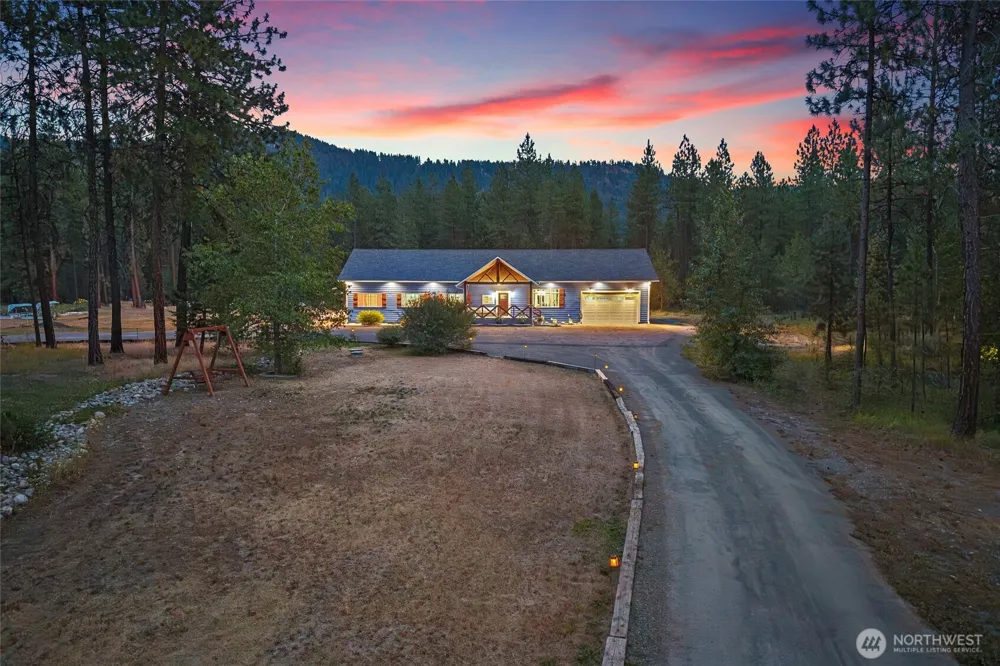 1196 Sunrise Way Evans, WA 99126