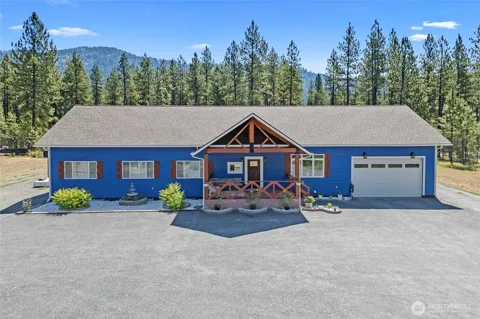 1196 Sunrise Way