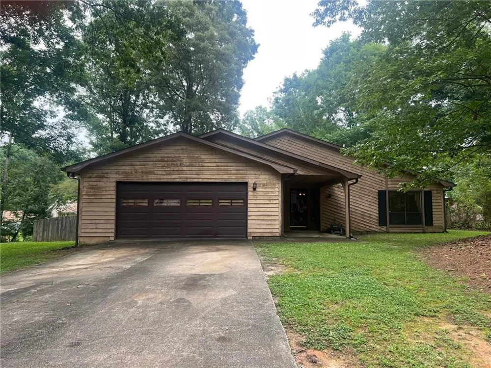 415 Hickory Fork College Park, GA 30349