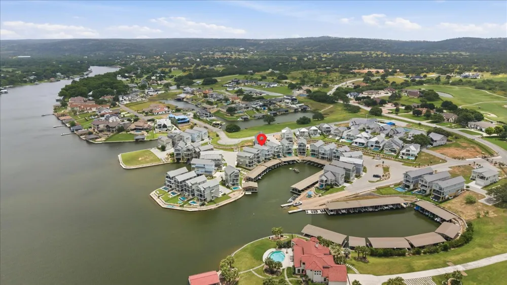 208 Marina Bluff Kingsland, TX 78639