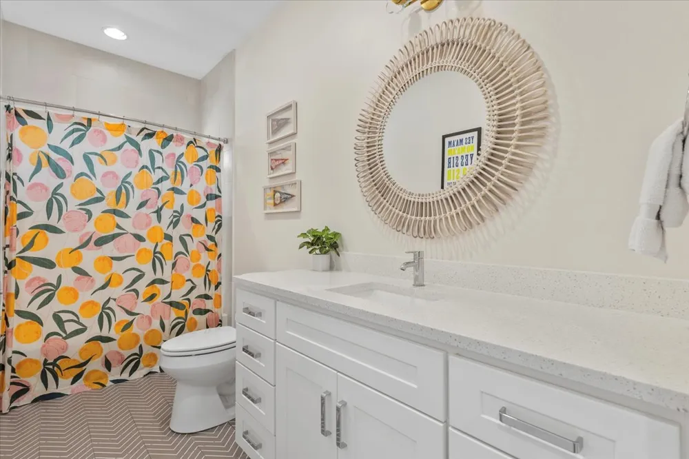 208 Marina Bluff Kingsland, TX 78639