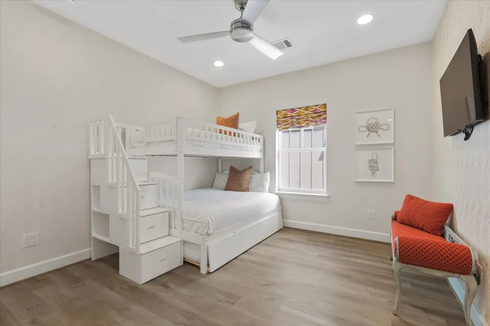 208 Marina Bluff Kingsland, TX 78639