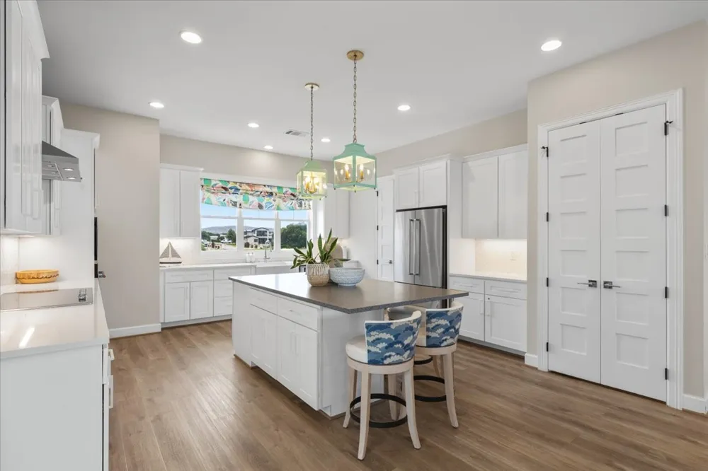 208 Marina Bluff Kingsland, TX 78639