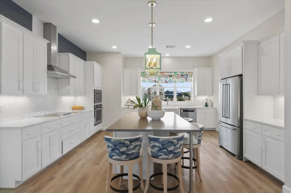 208 Marina Bluff Kingsland, TX 78639