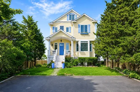 136 Asharoken Avenue