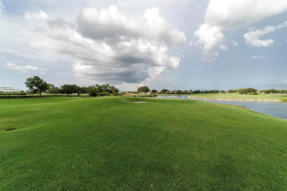 10124 MALPAS POINT Orlando, FL 32832