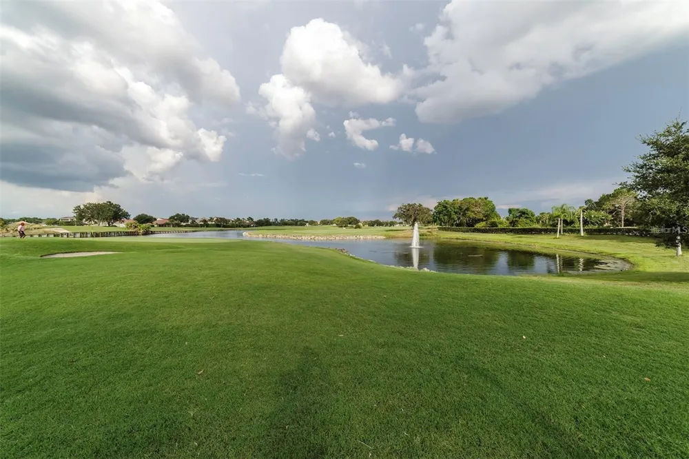 10124 MALPAS POINT Orlando, FL 32832