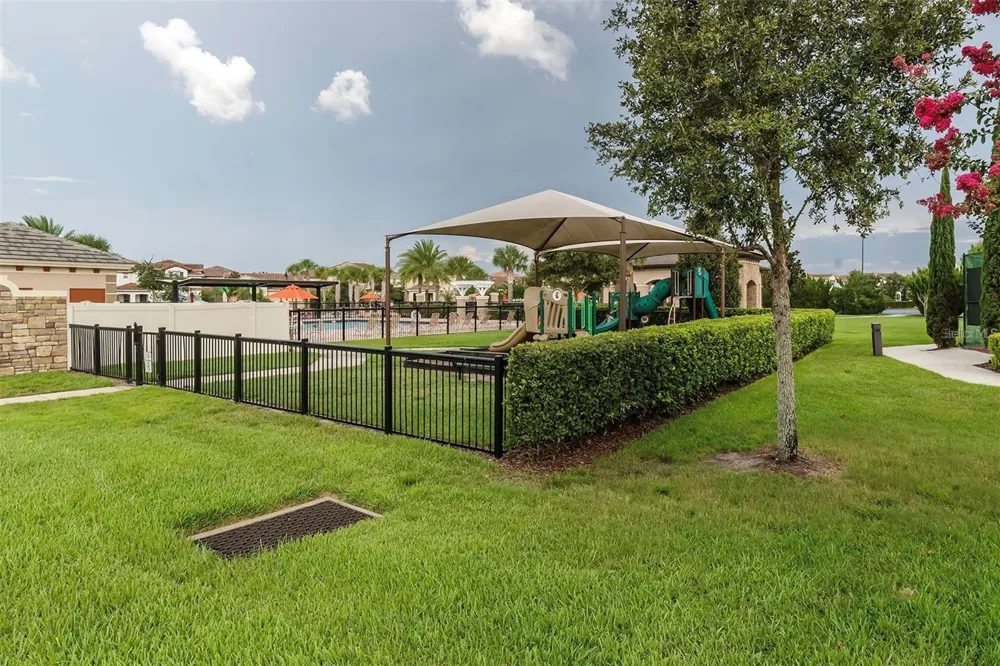 10124 MALPAS POINT Orlando, FL 32832