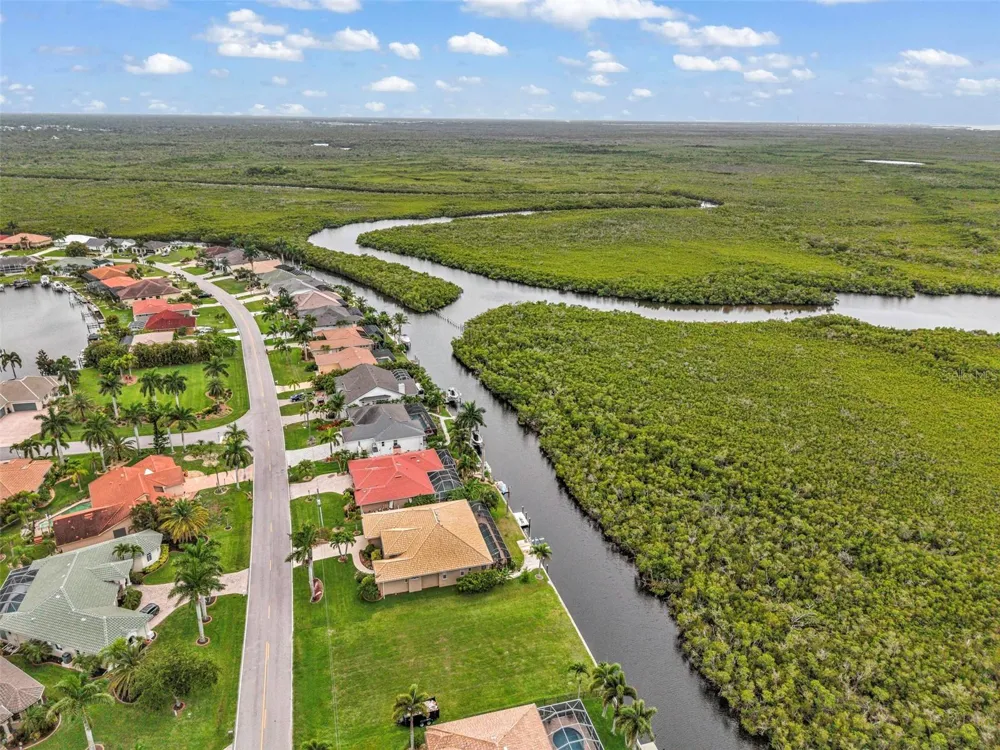 645 MACEDONIA DRIVE Punta Gorda, FL 33950