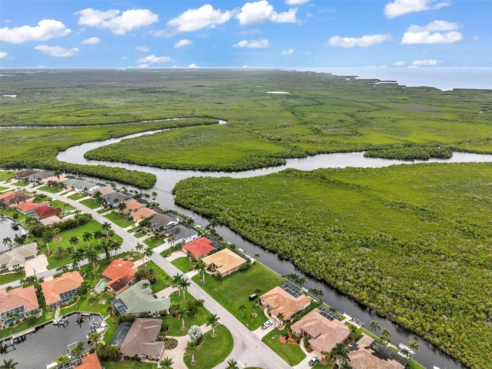 645 MACEDONIA DRIVE Punta Gorda, FL 33950