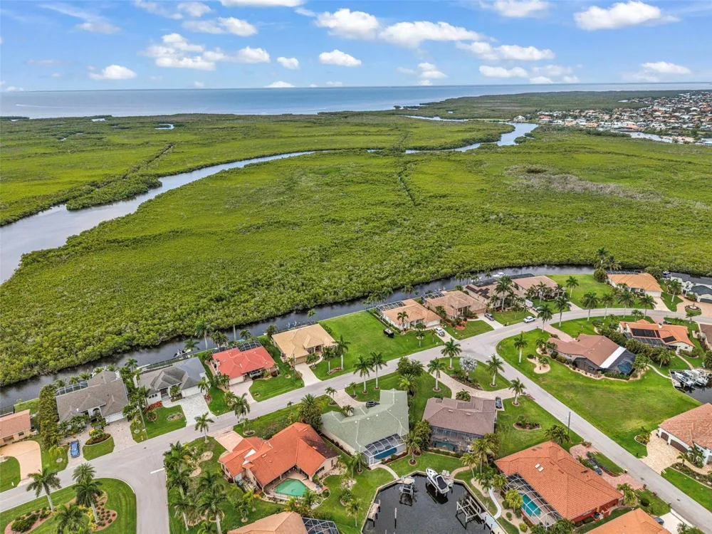 645 MACEDONIA DRIVE Punta Gorda, FL 33950
