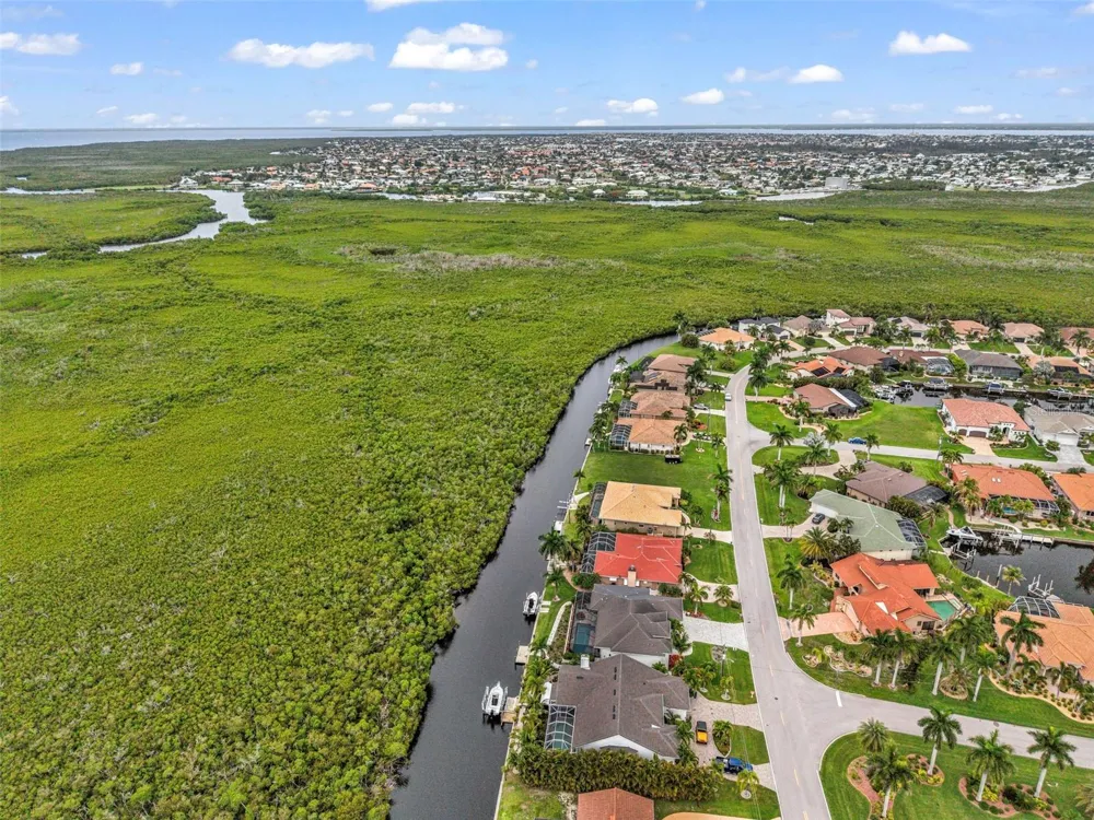 645 MACEDONIA DRIVE Punta Gorda, FL 33950